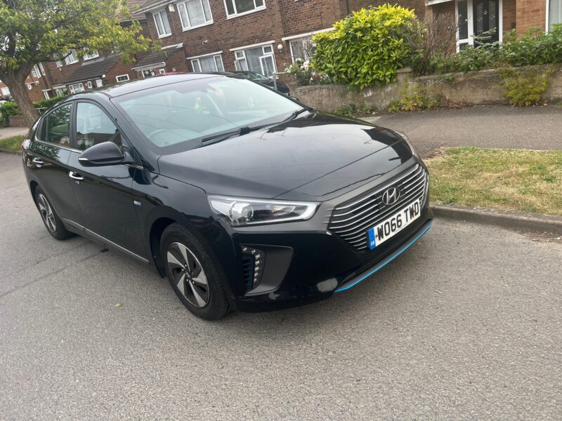 Hyundai IONIQ Premium (2017) 1.6 h-GDi Premium Hatchback 5dr Petrol Hybrid DCT Euro 6 (s/s) (141 ps)